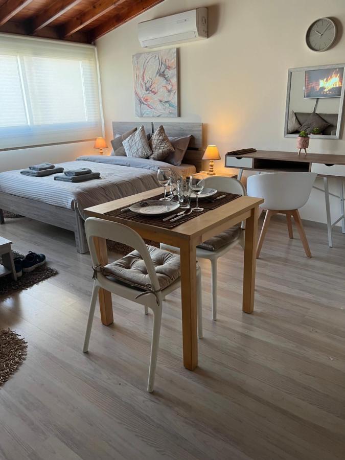 Ellados 20 Apartment Limassol Bagian luar foto